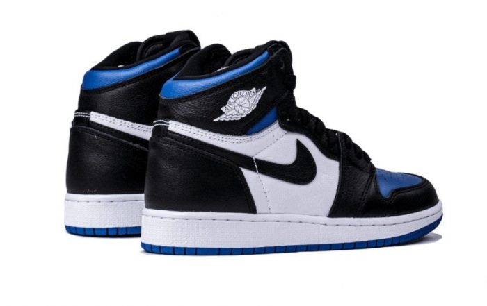 Air Jordan 1 Retro High Royal Toe