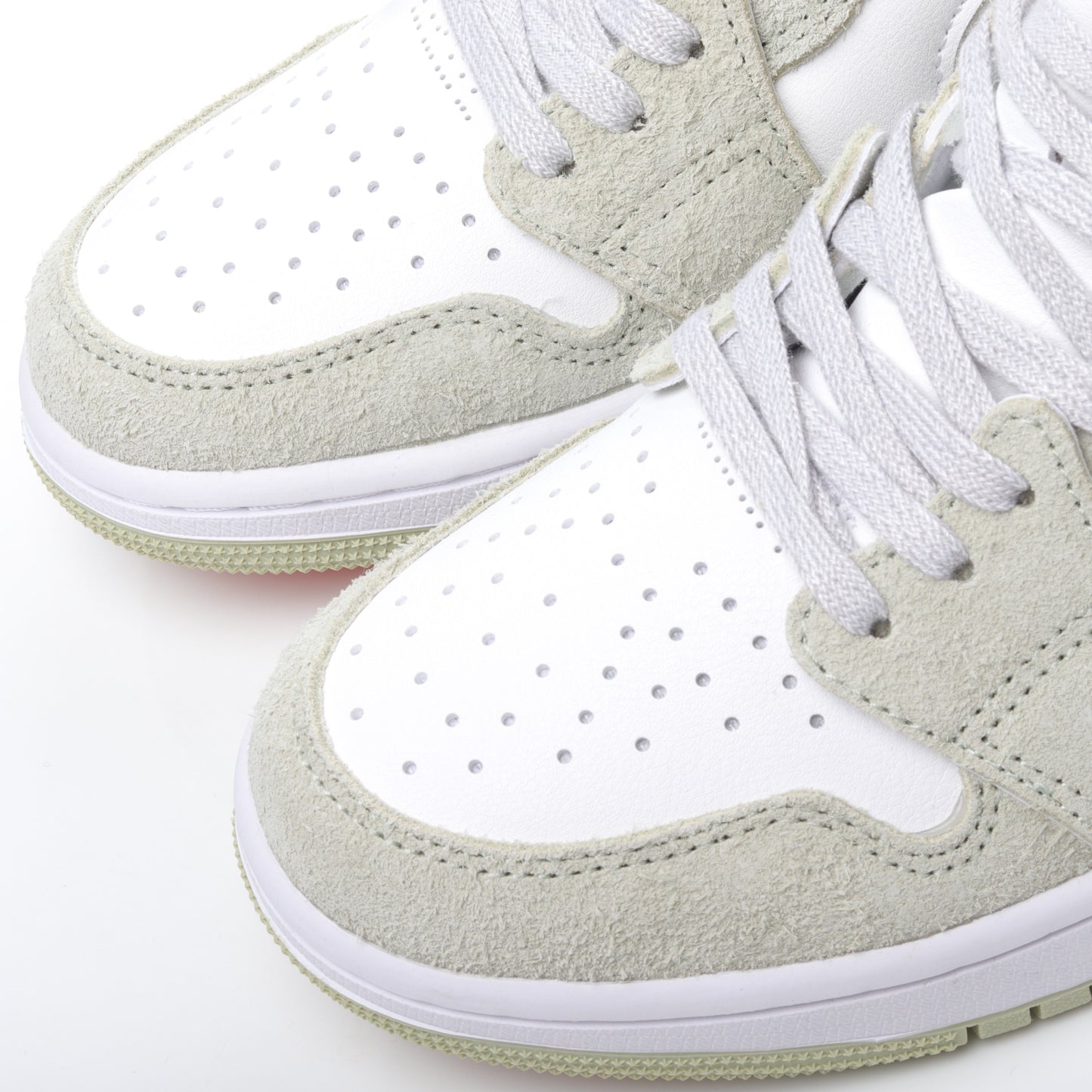 Air Jordan Women Air Jordan 1 High Zoom "Comfort Olive Aura"